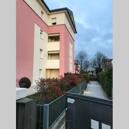 With Free Parking Near The Center Bassano del Grappa